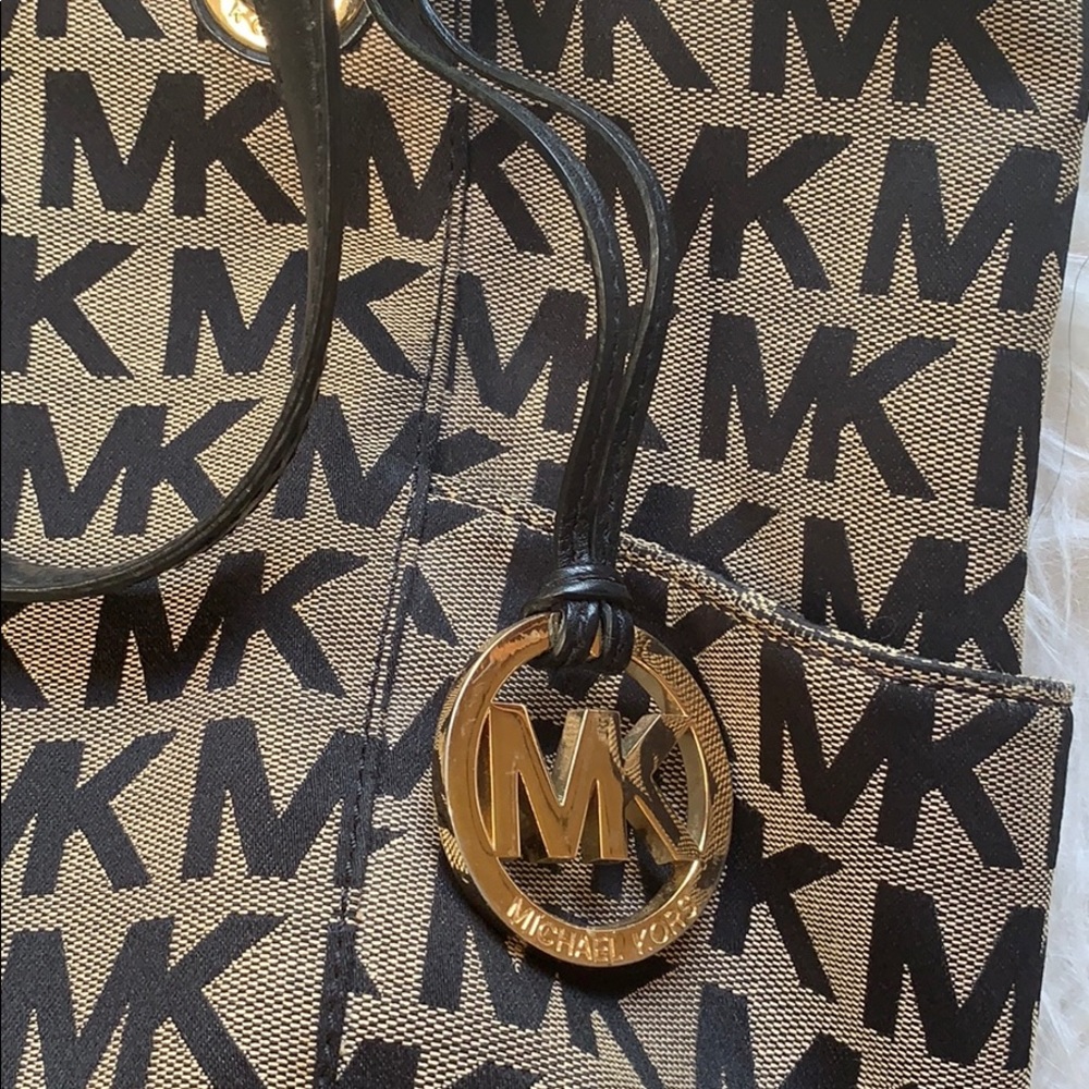 Michael Kors Logo Tote Shoulder Bag Purse - Picture 8 of 8